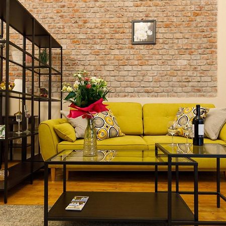 Ferienwohnung Stylish Flat In The Heart Of Historical Center Timişoara Exterior foto
