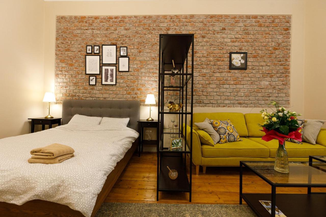 Ferienwohnung Stylish Flat In The Heart Of Historical Center Timişoara Exterior foto