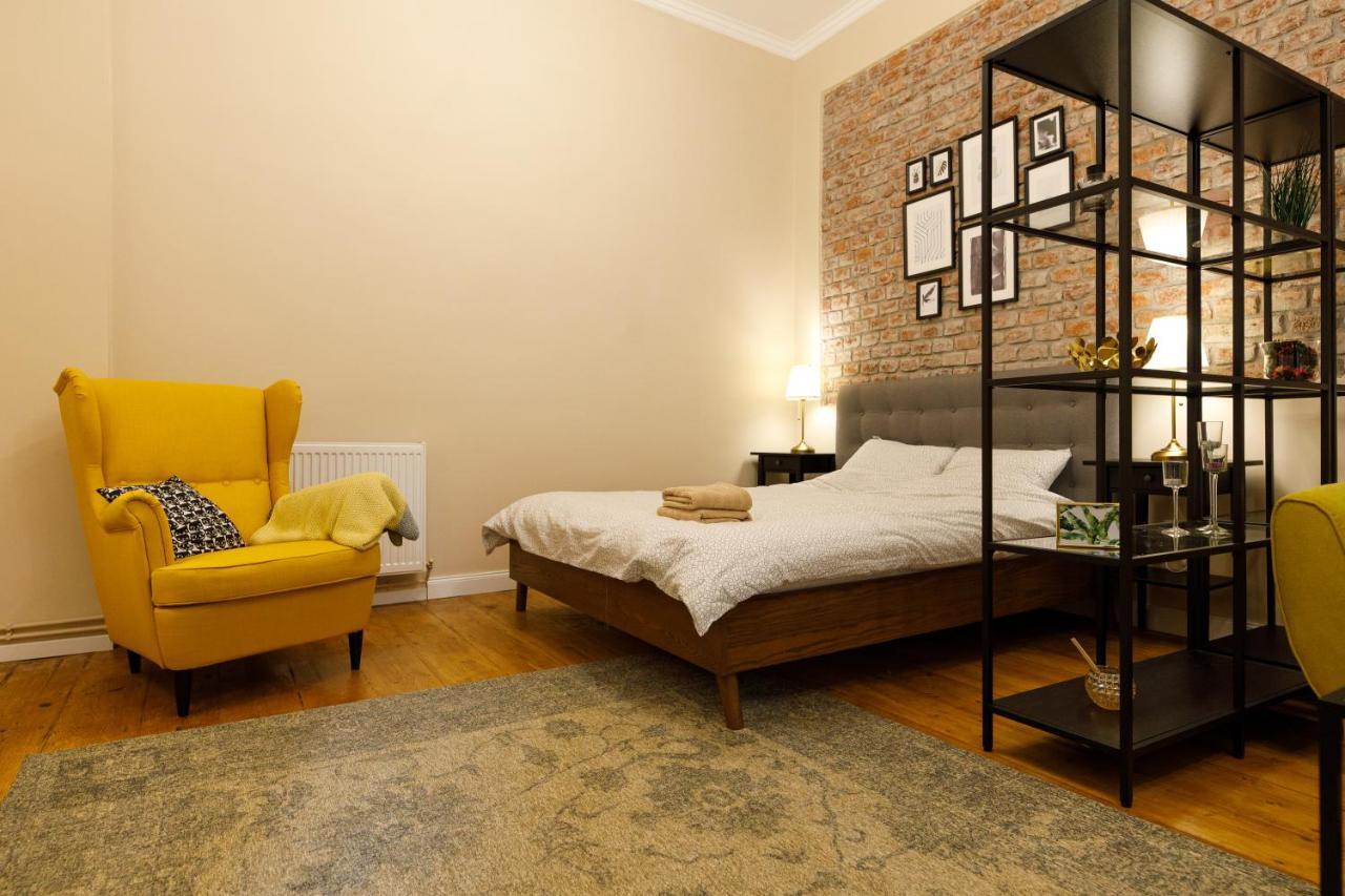 Ferienwohnung Stylish Flat In The Heart Of Historical Center Timişoara Exterior foto