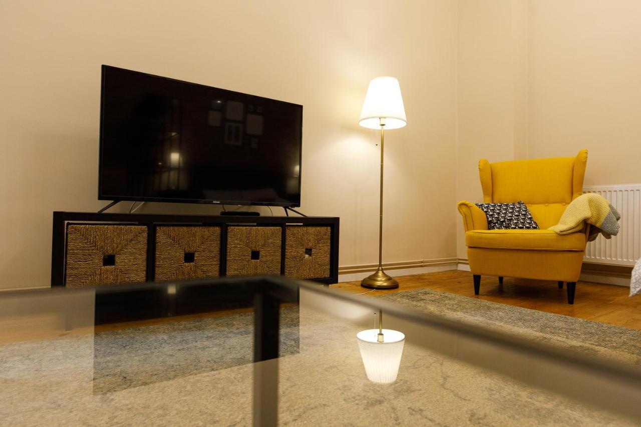 Ferienwohnung Stylish Flat In The Heart Of Historical Center Timişoara Exterior foto