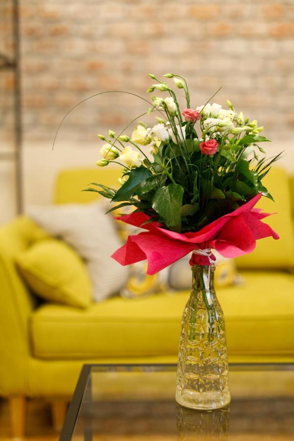 Ferienwohnung Stylish Flat In The Heart Of Historical Center Timişoara Exterior foto