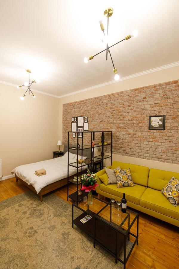 Ferienwohnung Stylish Flat In The Heart Of Historical Center Timişoara Exterior foto