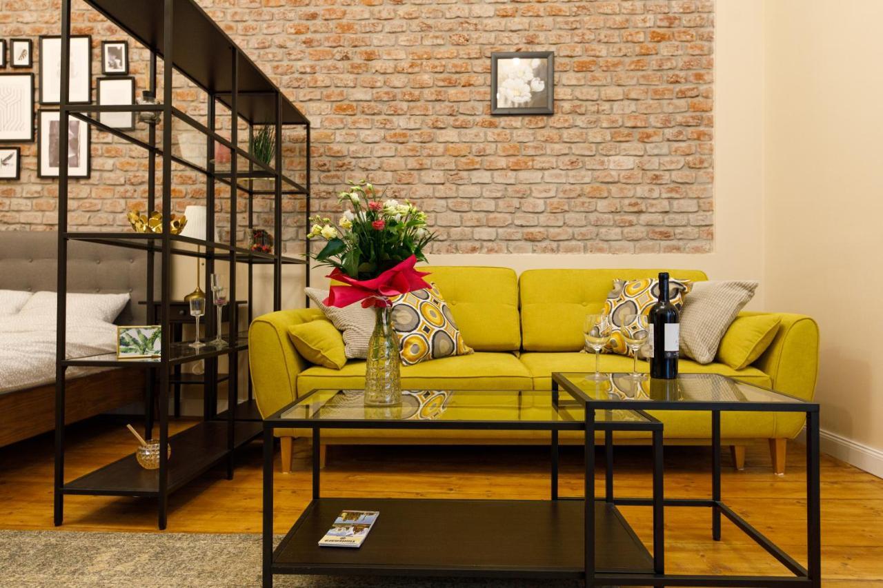 Ferienwohnung Stylish Flat In The Heart Of Historical Center Timişoara Exterior foto